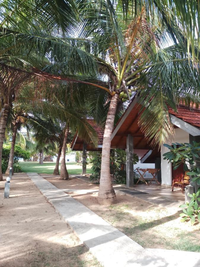 Villa Nilaveli Cabana Екстер'єр фото