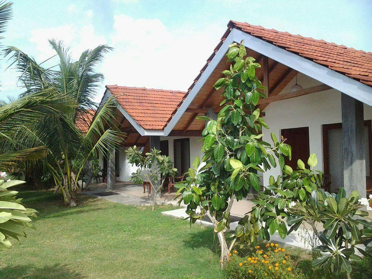 Villa Nilaveli Cabana Екстер'єр фото